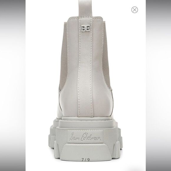 Daelyn Lug Sole Chelsea Boot - Picture 4 of 9